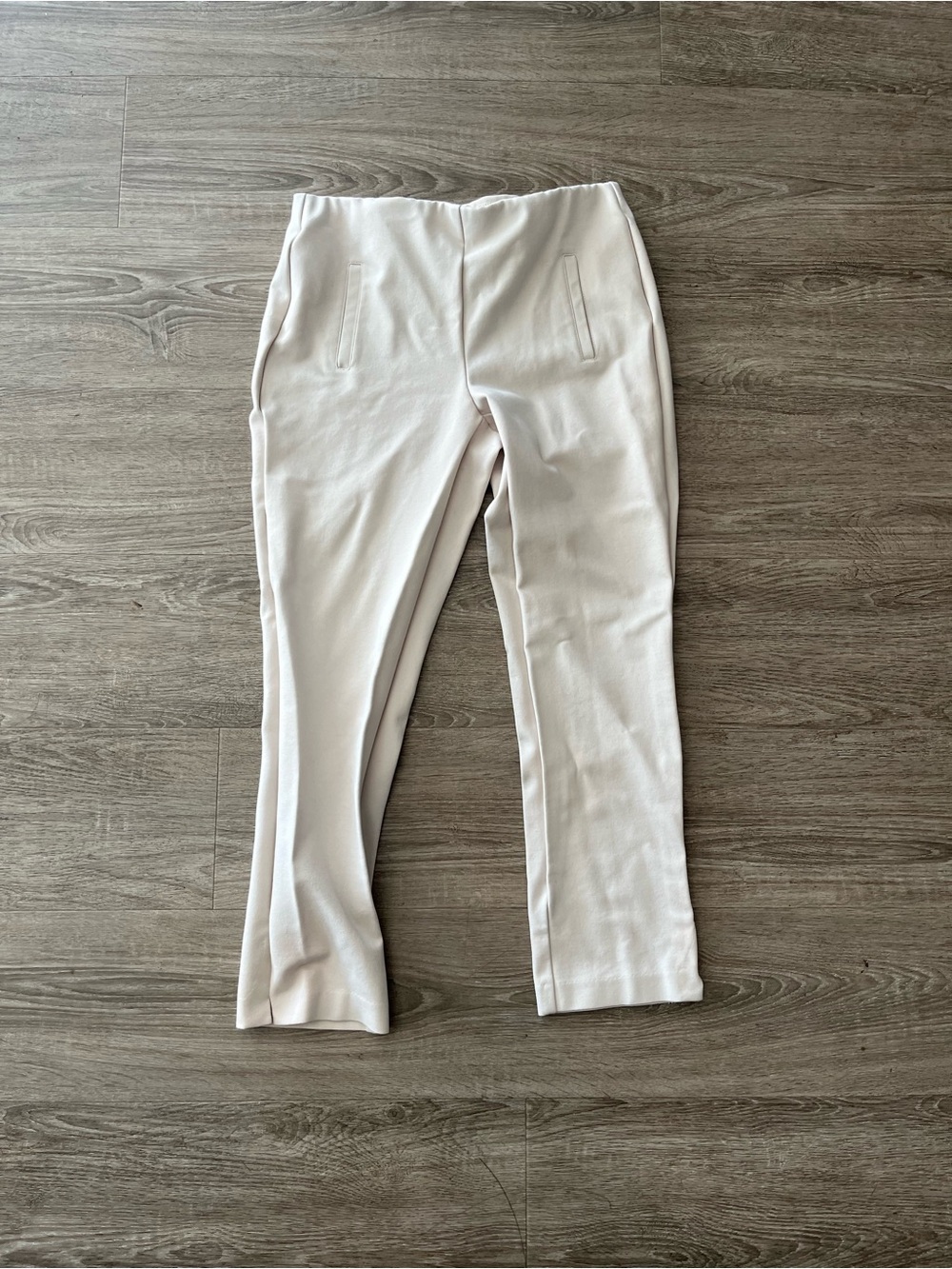 Chico’s Ankle Pants Womens 0.5 US 6 Cream Ivory Pull On Ponte Slim Stretch